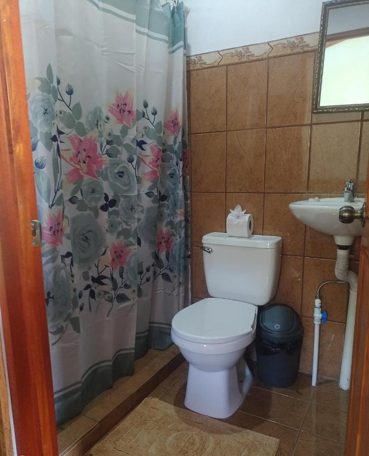 Pochote Lodge Guayabo  エクステリア 写真